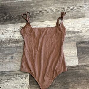 Lulu's Taupe Ribbed Top